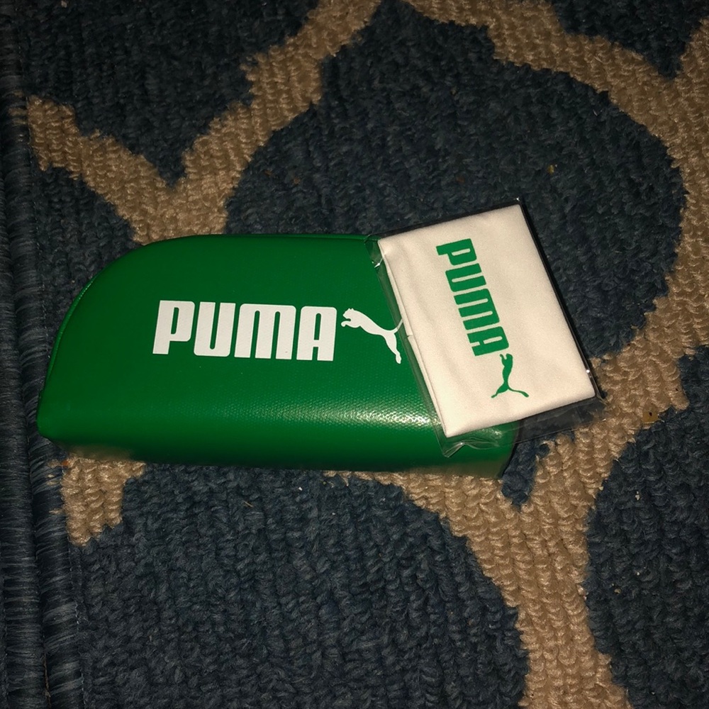 Puma Sunglasse Case with cloth